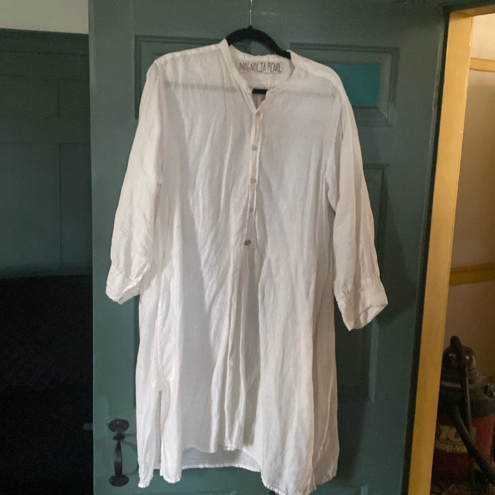 Mag Pearl white sheer linen night shirt